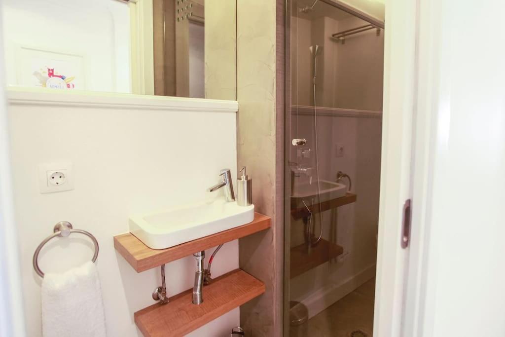 Alfama - With River View Apartamento *